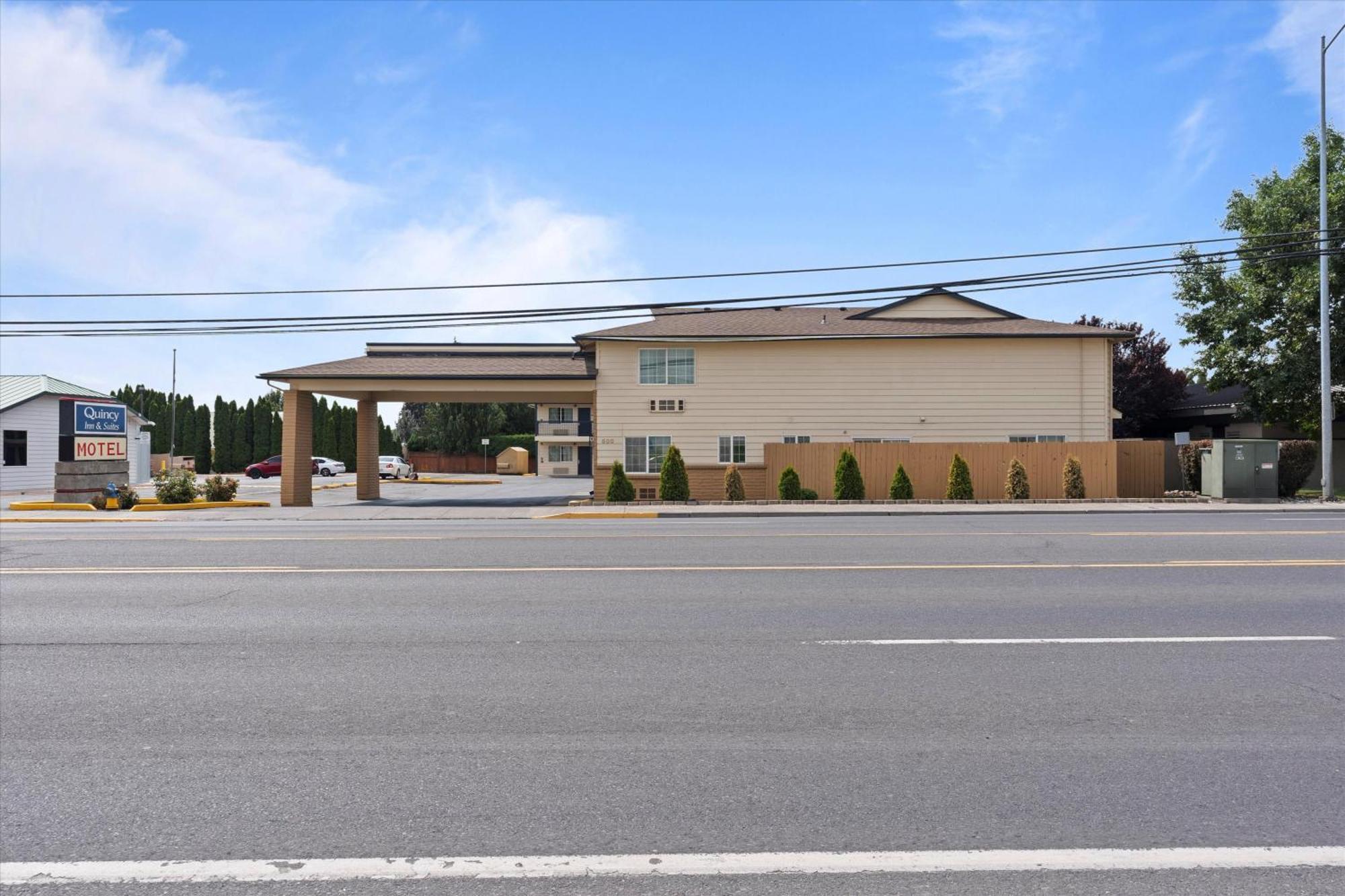 Quincy Inn And Suites Luaran gambar