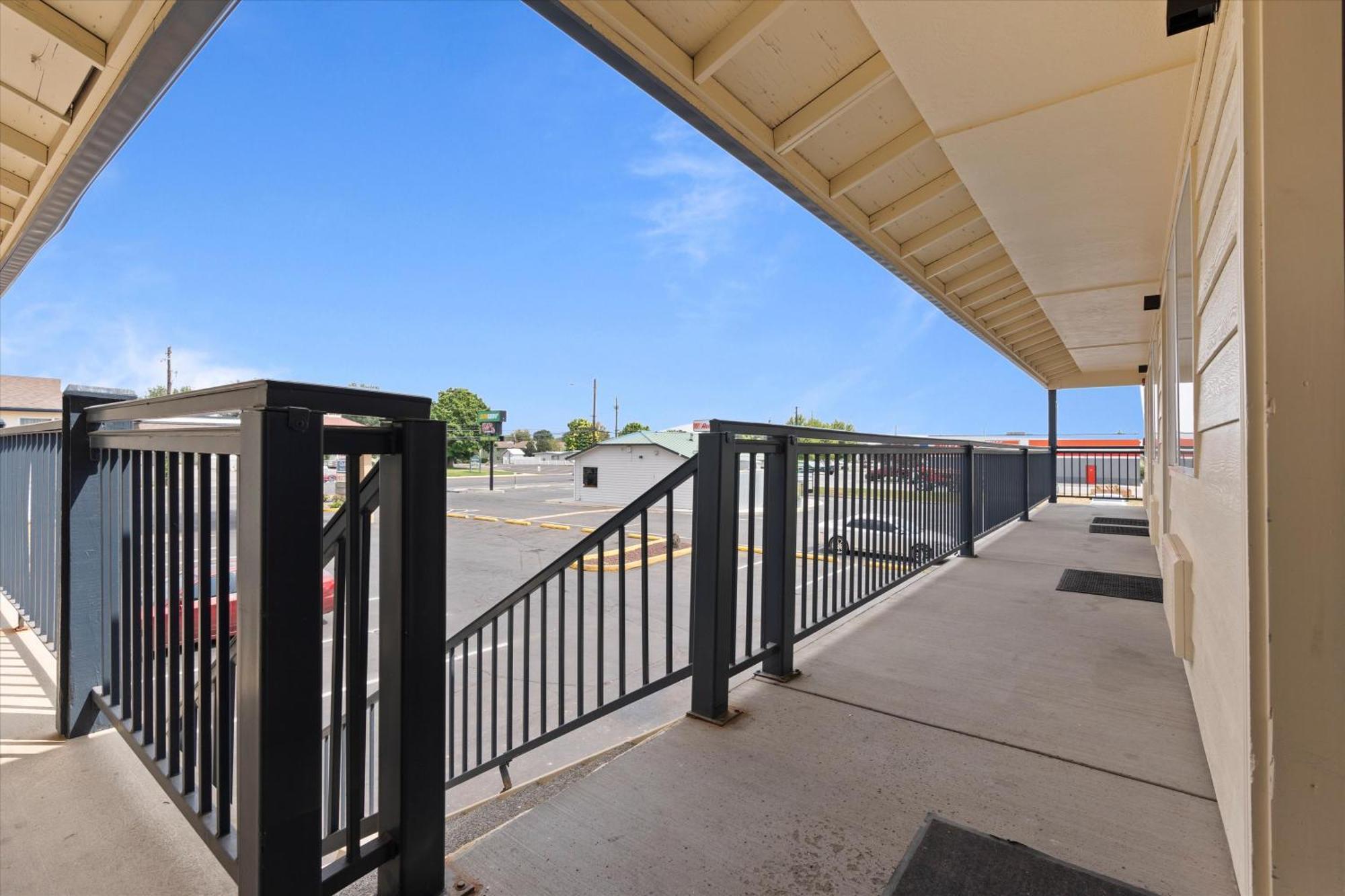Quincy Inn And Suites Luaran gambar
